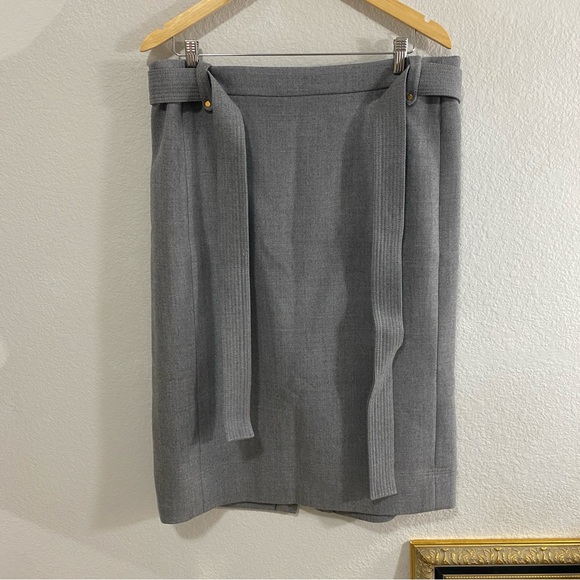 J. Crew Dresses & Skirts - J. Crew Elegant‎ Gray 100% Wool Women's Skirt